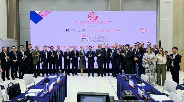 Chủ tịch Tp.HCM: Tp.HCM hướng tới trung tâm kinh tế kết nối ASEAN và châu Âu- Ảnh 1. Chủ tịch Tp.HCM: Tp.HCM hướng tới trung tâm kinh tế kết nối ASEAN và châu Âu- Ảnh 1.