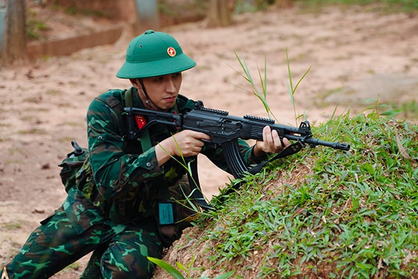 Hòa Minzy có tiếng 'chiến thần ngoại giao' nhưng thực tế rất cô đơn- Ảnh 3. Hòa Minzy có tiếng 'chiến thần ngoại giao' nhưng thực tế rất cô đơn- Ảnh 3.