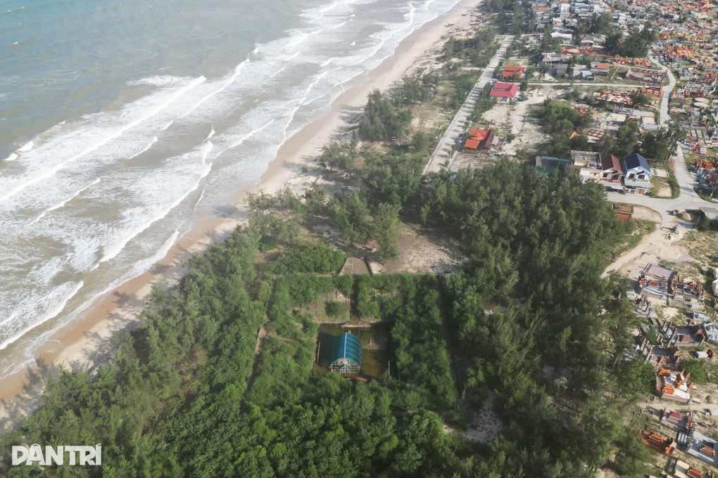 Tháp Chăm nghìn năm tuổi, di tích đặc biệt chưa hết ngập nước - 2