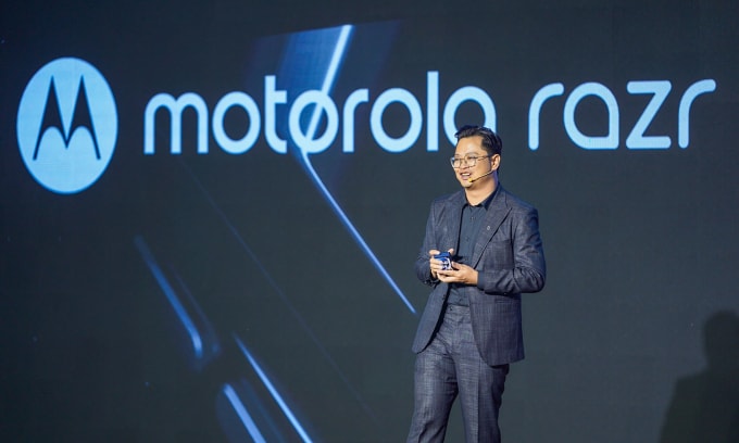 Ông La Hồng Hưng, Giám đốc chiến lược sản phẩm của Motorola.