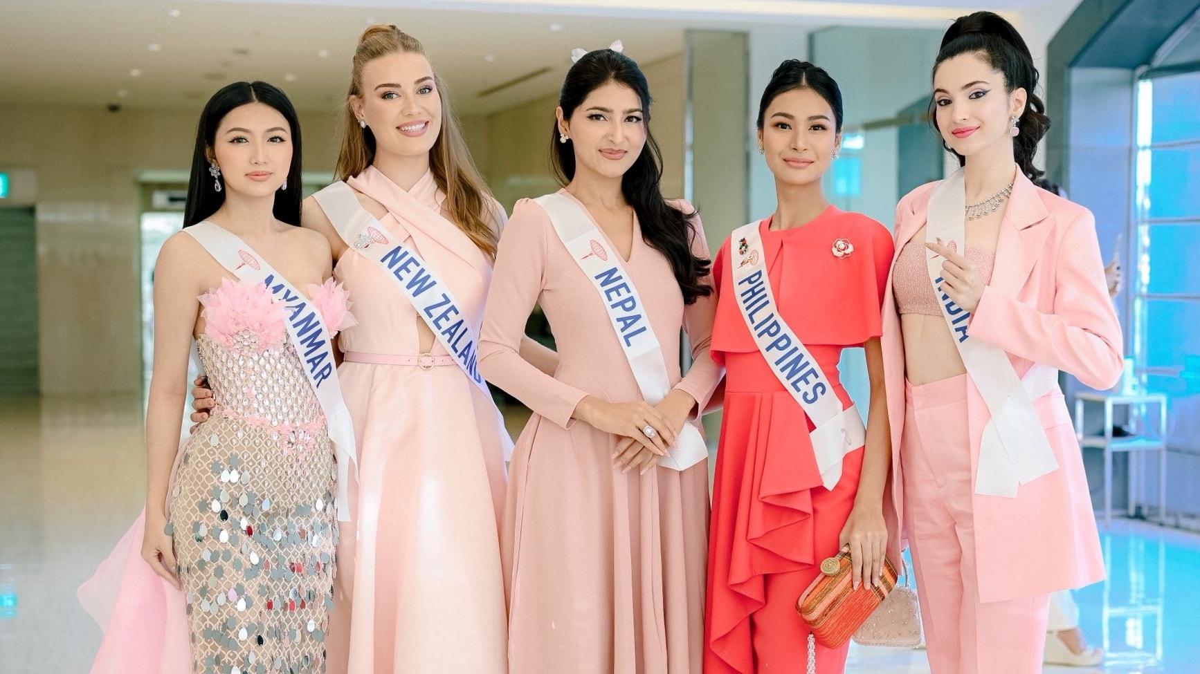 Người đẹp khắp thế giới hội tụ thi Miss International 2025