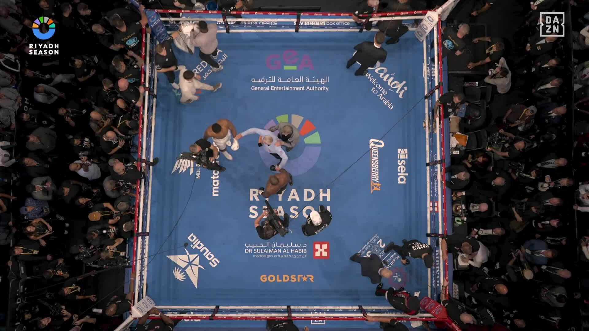 Daniel Dubois thắng knock-out Anthony Joshua