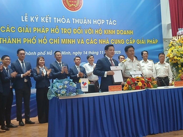 Thuế TP HCM tăng cường phối hợp hỗ trợ hộ kinh doanh - Ảnh 1.