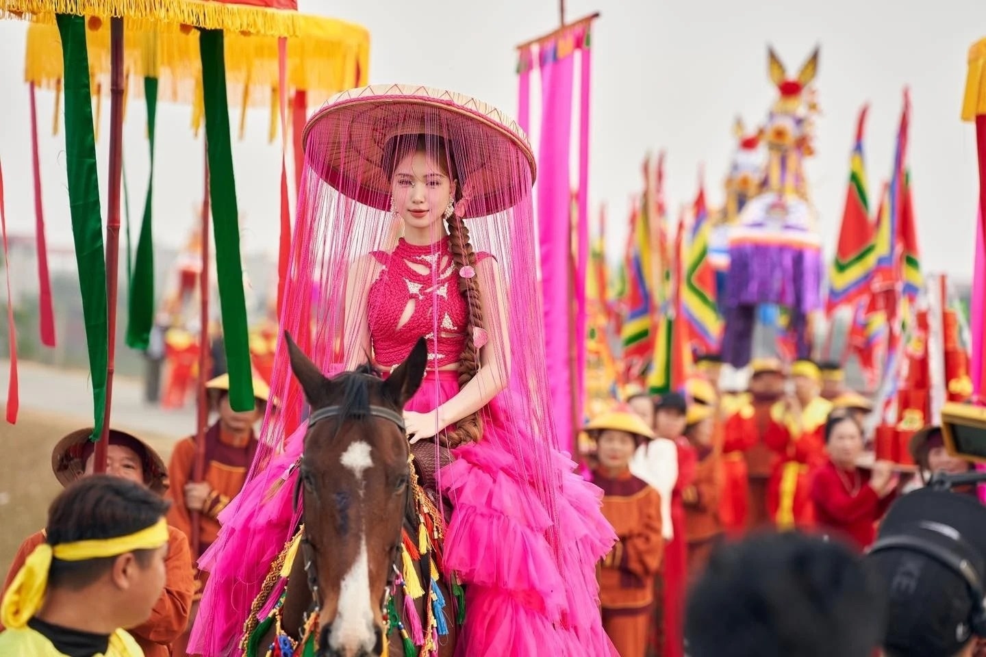 thi truong nhac viet anh 1