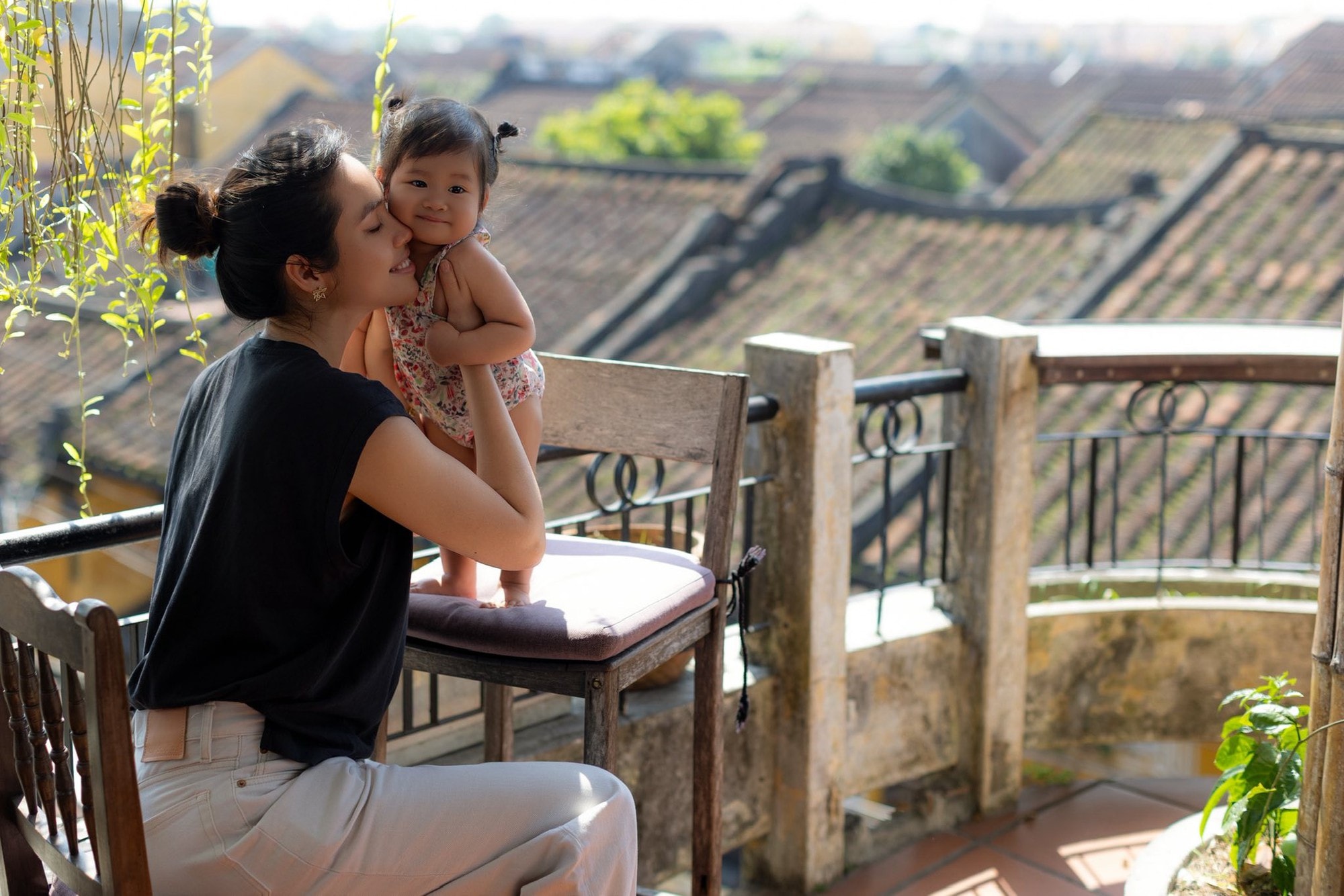 Con gái Á hậu Hoàng My gây chú ý trong ngày sinh nhật mẹ- Ảnh 6. Con gái Á hậu Hoàng My gây chú ý trong ngày sinh nhật mẹ- Ảnh 6.