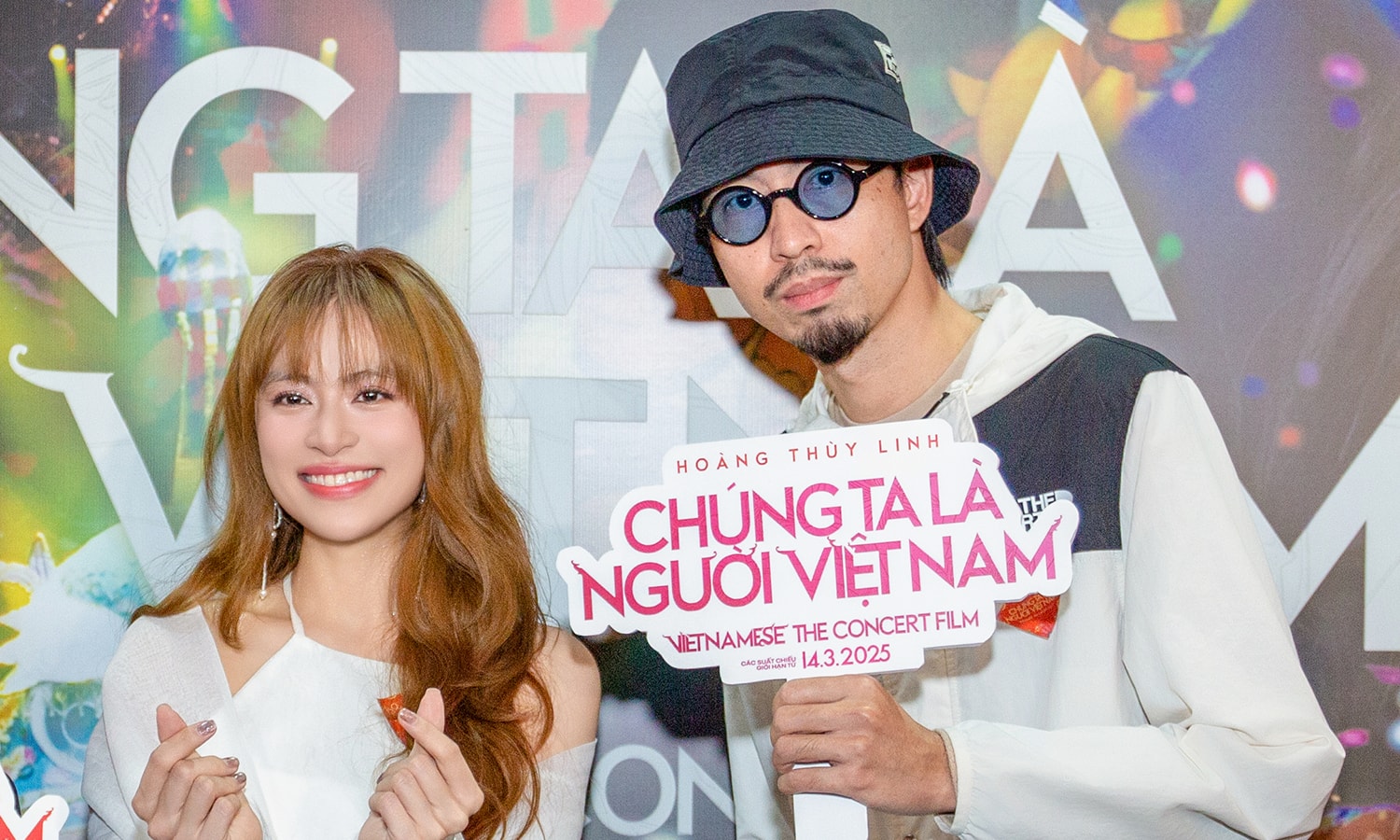 Hoàng Thùy Linh, Đen Vâu ôm nhau ở sự kiện