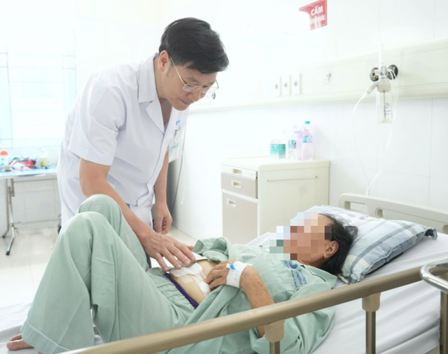 Ăn kém, sụt cân kéo dài - dấy hiệu âm thầm của ung thư dạ dày- Ảnh 1. Ăn kém, sụt cân kéo dài - dấy hiệu âm thầm của ung thư dạ dày- Ảnh 1.