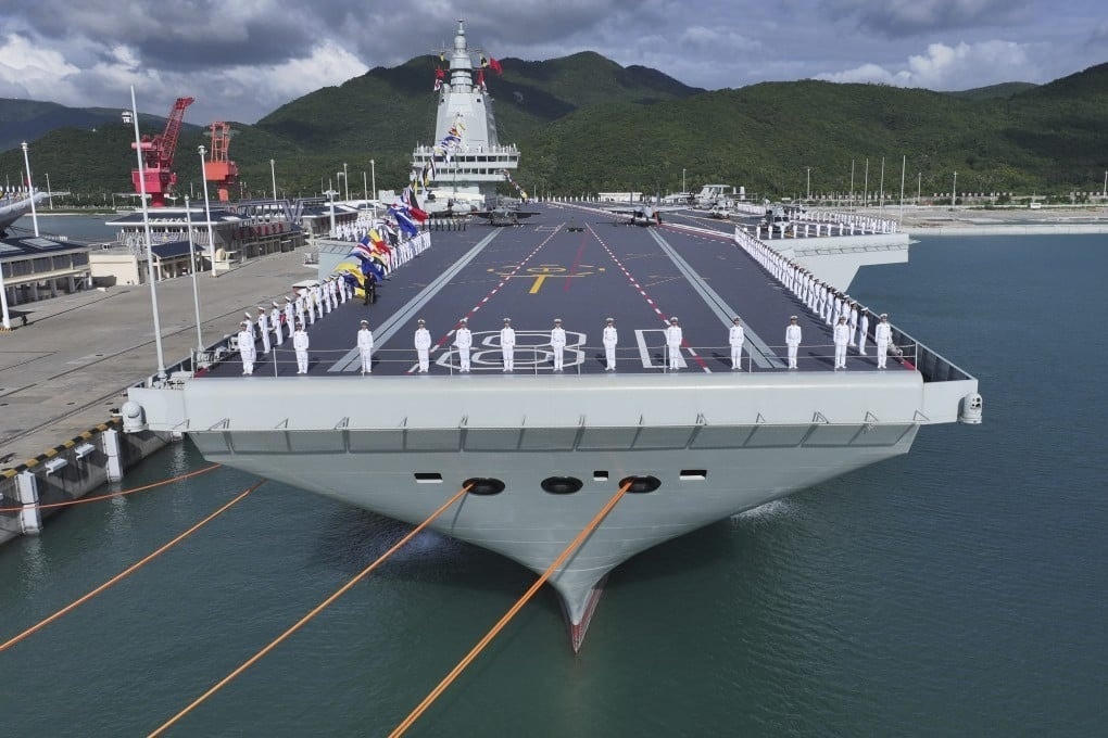 Siêu tàu sân bay Phúc Kiến của Hải quân Trung Quốc. Ảnh SCMP