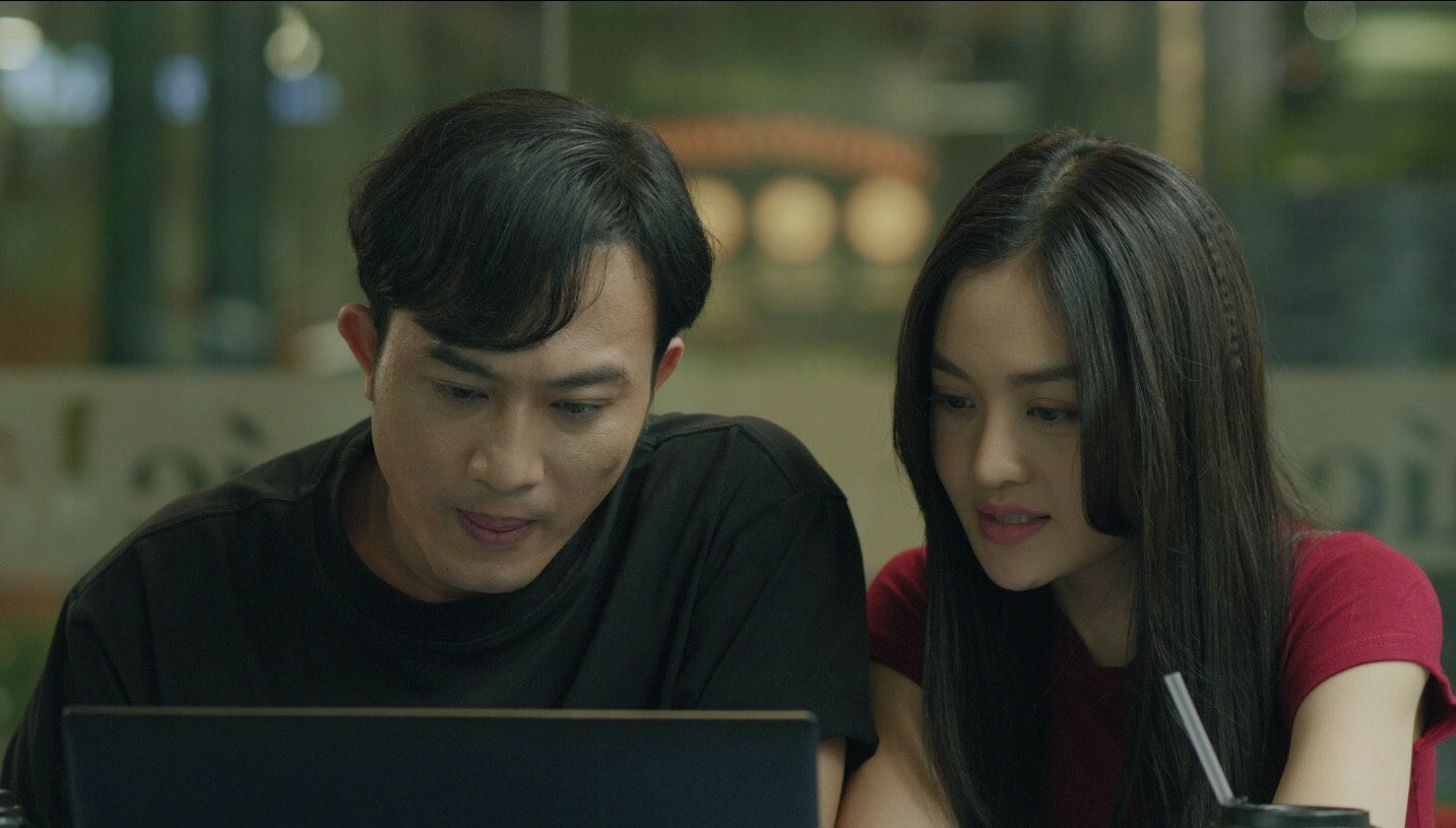 Doãn Quốc Đam đóng cặp với Thuỳ Anh trong phim.