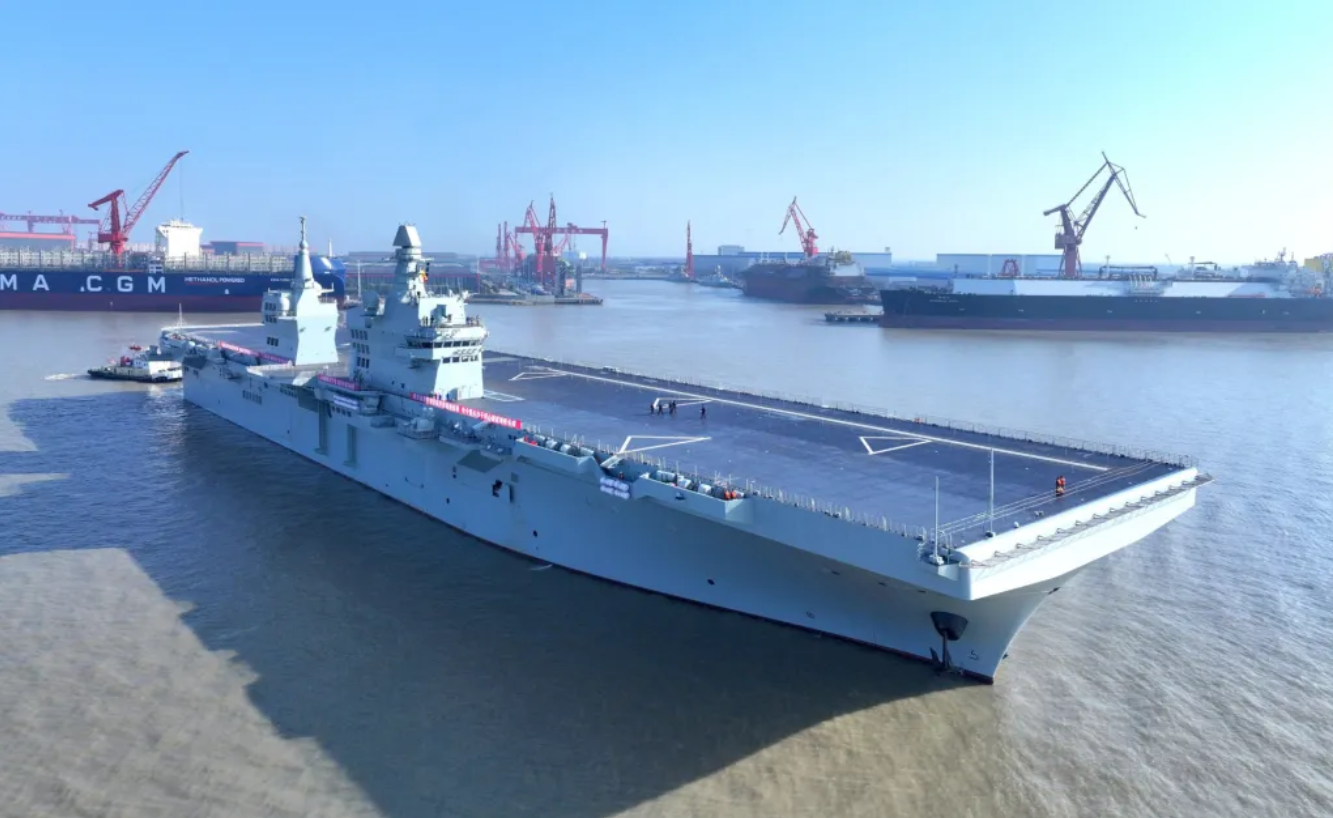 Tàu Type - 76 Tứ Xuyên khi ra khơi thử nghiệm trên biển lần đầu ngày 14/11/2025.