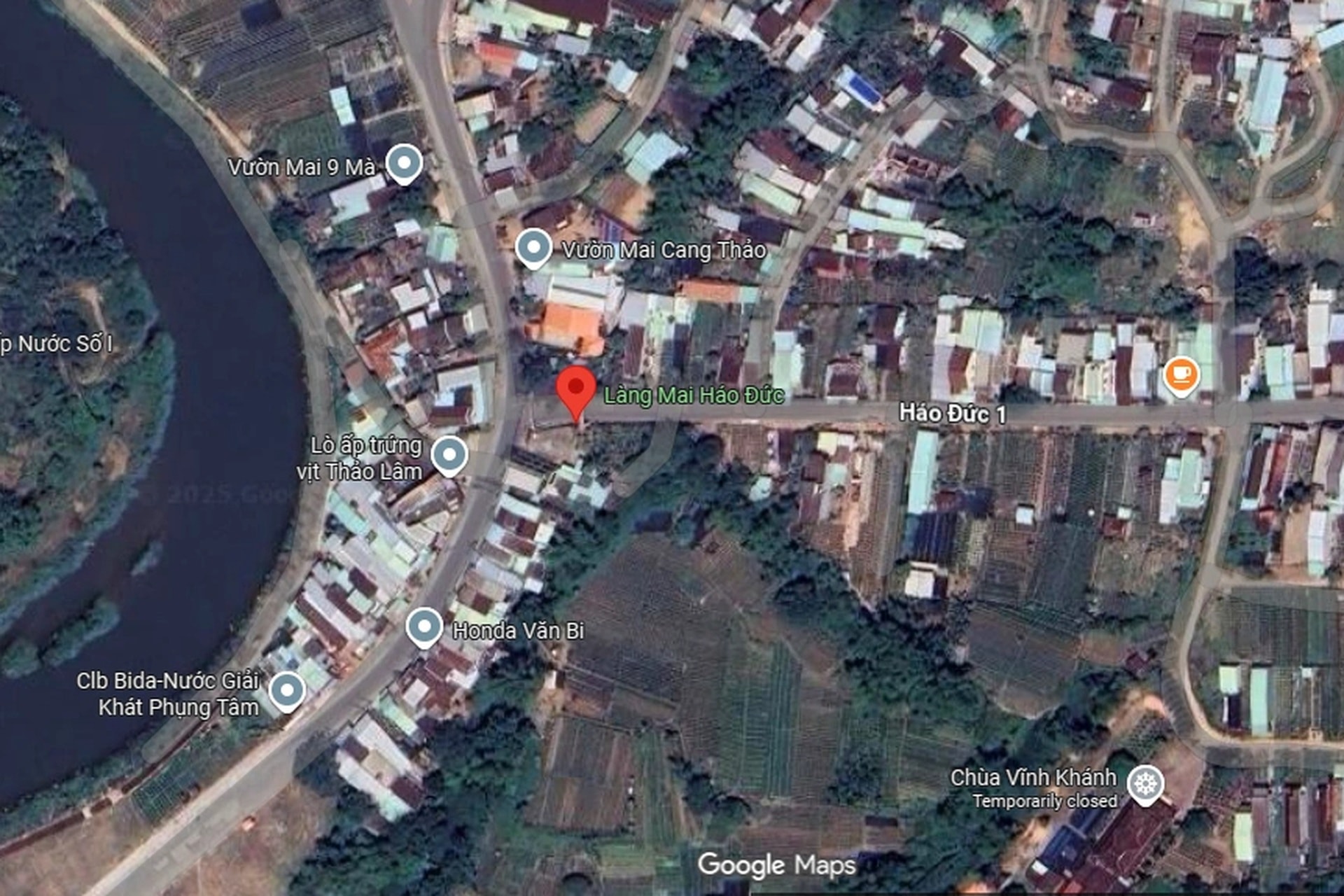 Những ánh mắt buồn ở thủ phủ mai Tết lớn nhất miền Trung sau bão Kalmaegi - 13 Những ánh mắt buồn ở thủ phủ mai Tết lớn nhất miền Trung sau bão Kalmaegi - 13