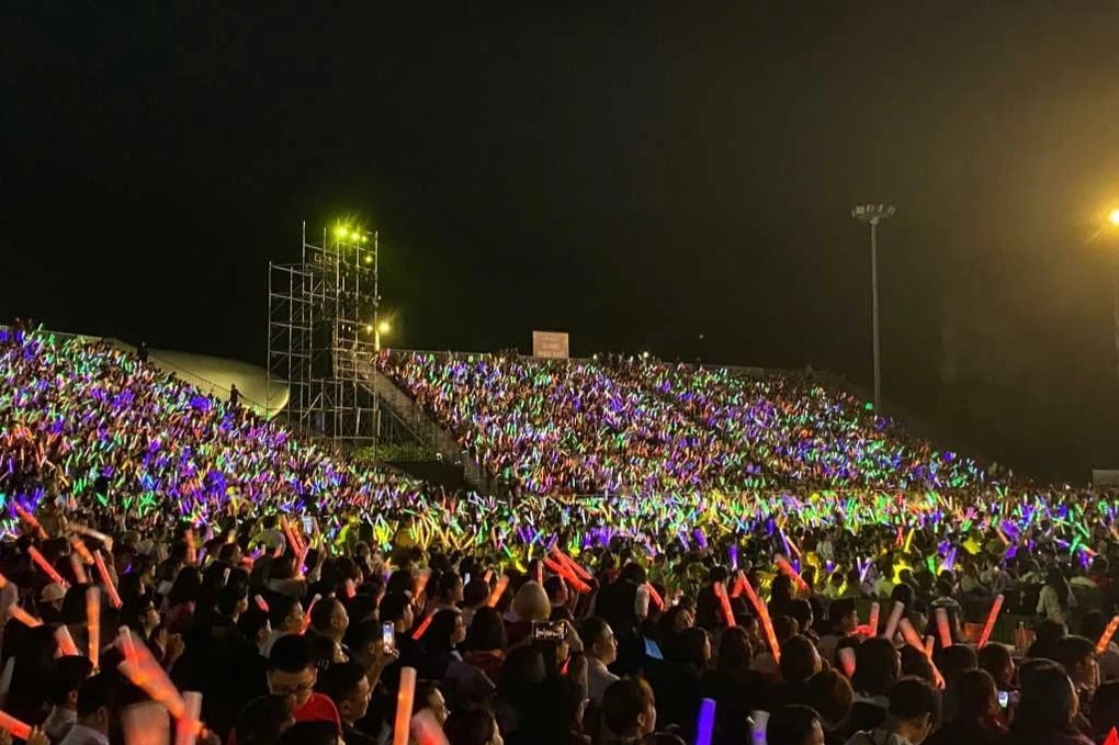Quảng Ninh bùng nổ concert, tạo “cú hích” cho du lịch và kinh tế đêm - 3 Quảng Ninh bùng nổ concert, tạo “cú hích” cho du lịch và kinh tế đêm - 3