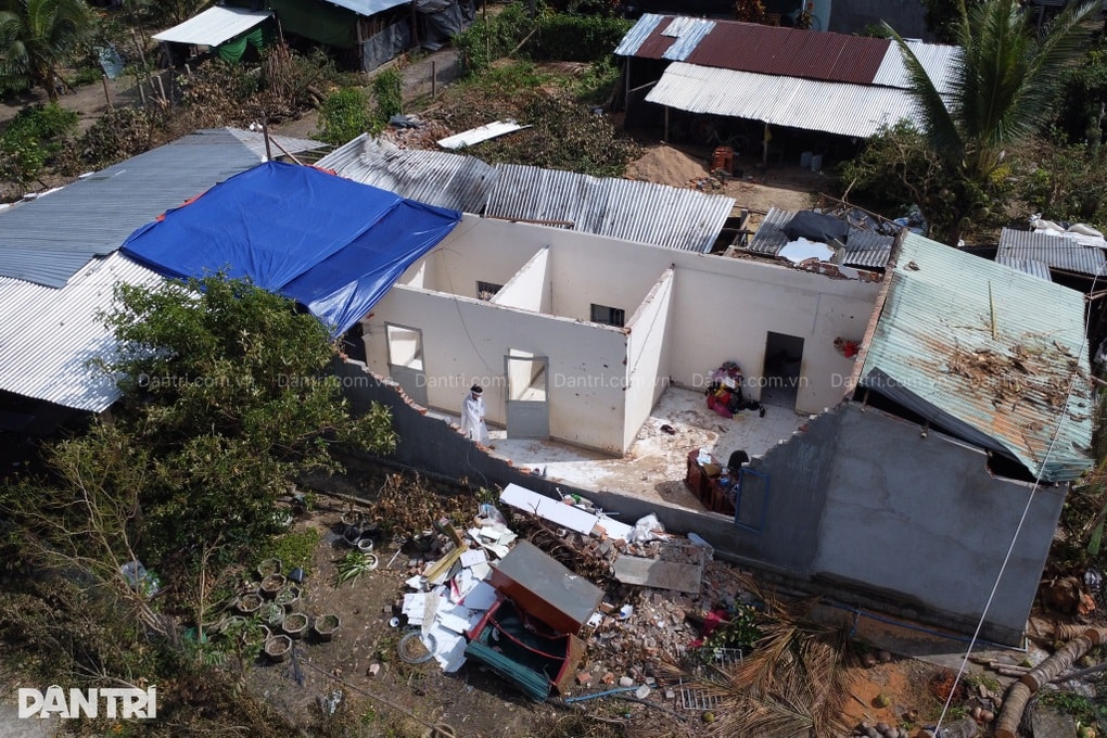 Nỗi đau khôn nguôi của 4 mẹ con sau cơn thịnh nộ bão Kalmaegi - 1