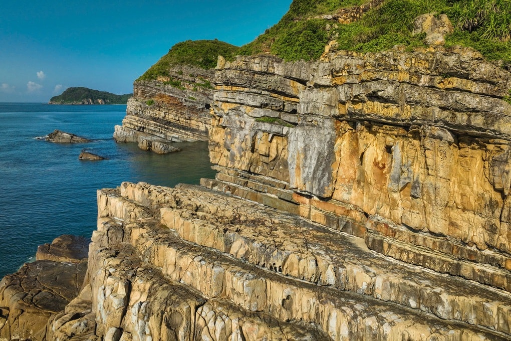 Từng lén lấy 14kg đá cuội ở Cô Tô, khách bất ngờ gửi trả lại sau gần 10 năm - 3