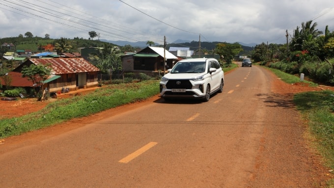 Quốc lộ 28 qua buôn Gia Bắc, xã Sơn Điền, tỉnh Lâm Đồng. Ảnh: Việt Quốc