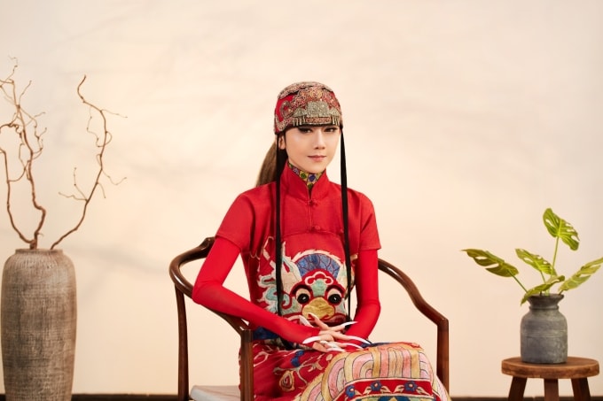 Chim công làng múa Trung Quốc - Dương Lệ Bình. Ảnh: VietArt