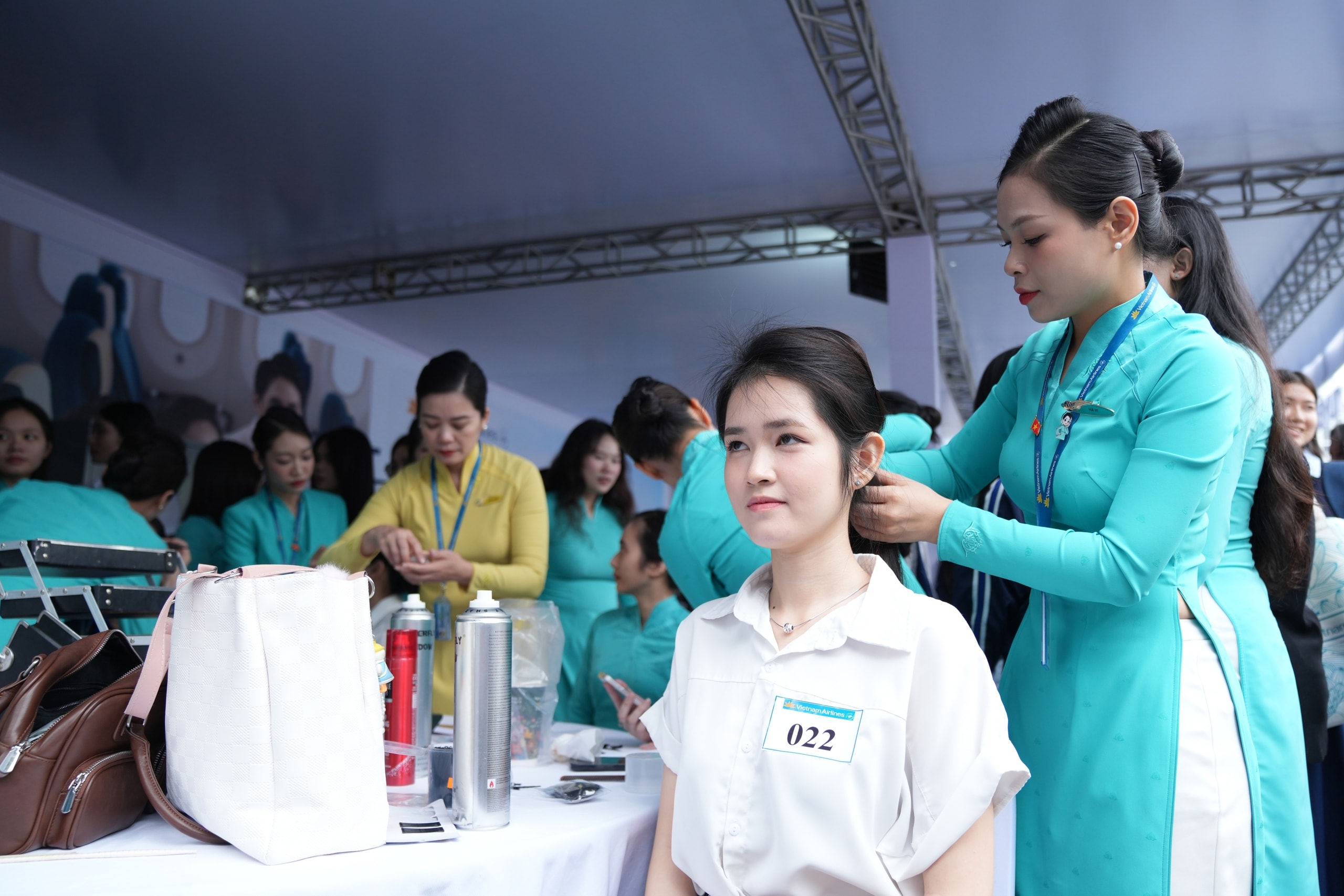 Vietnam Airlines tổ chức thành công Ngày hội việc làm 2025 lần đầu tiên - Ảnh 5.