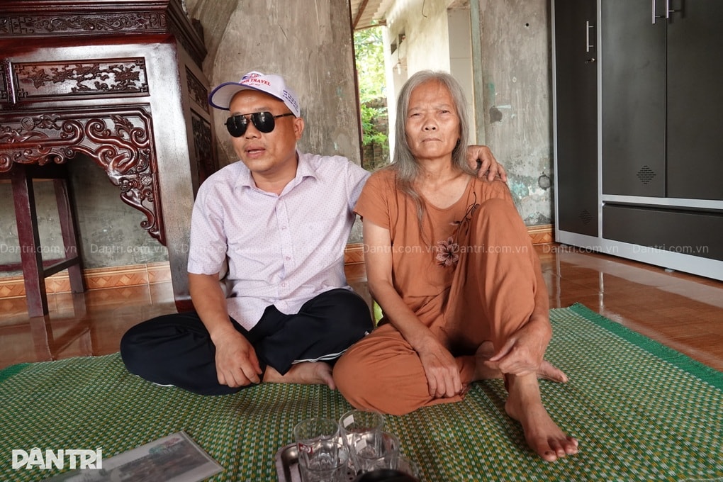 Khốn cảnh bố liệt, mẹ tâm thần, người đàn ông mù lo lắng 3 con thơ dại - 2