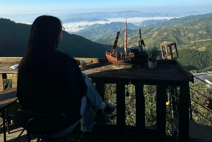 Bùi Thu Thảo trong một chuyến du lịch, năm 2024. Ảnh nhân vật cung cấp