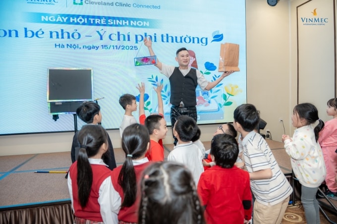 Ảnh 2 - Hình ảnh các bé vui chơi tham gia hoạt động tại Ngày hội trẻ sinh non