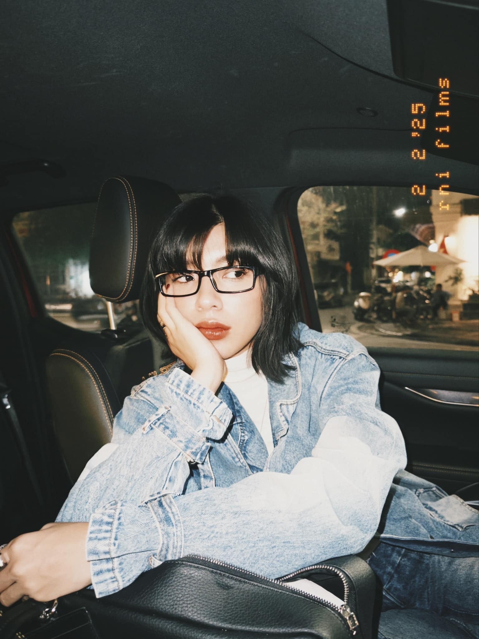 Dong Anh Quynh hen ho anh 12