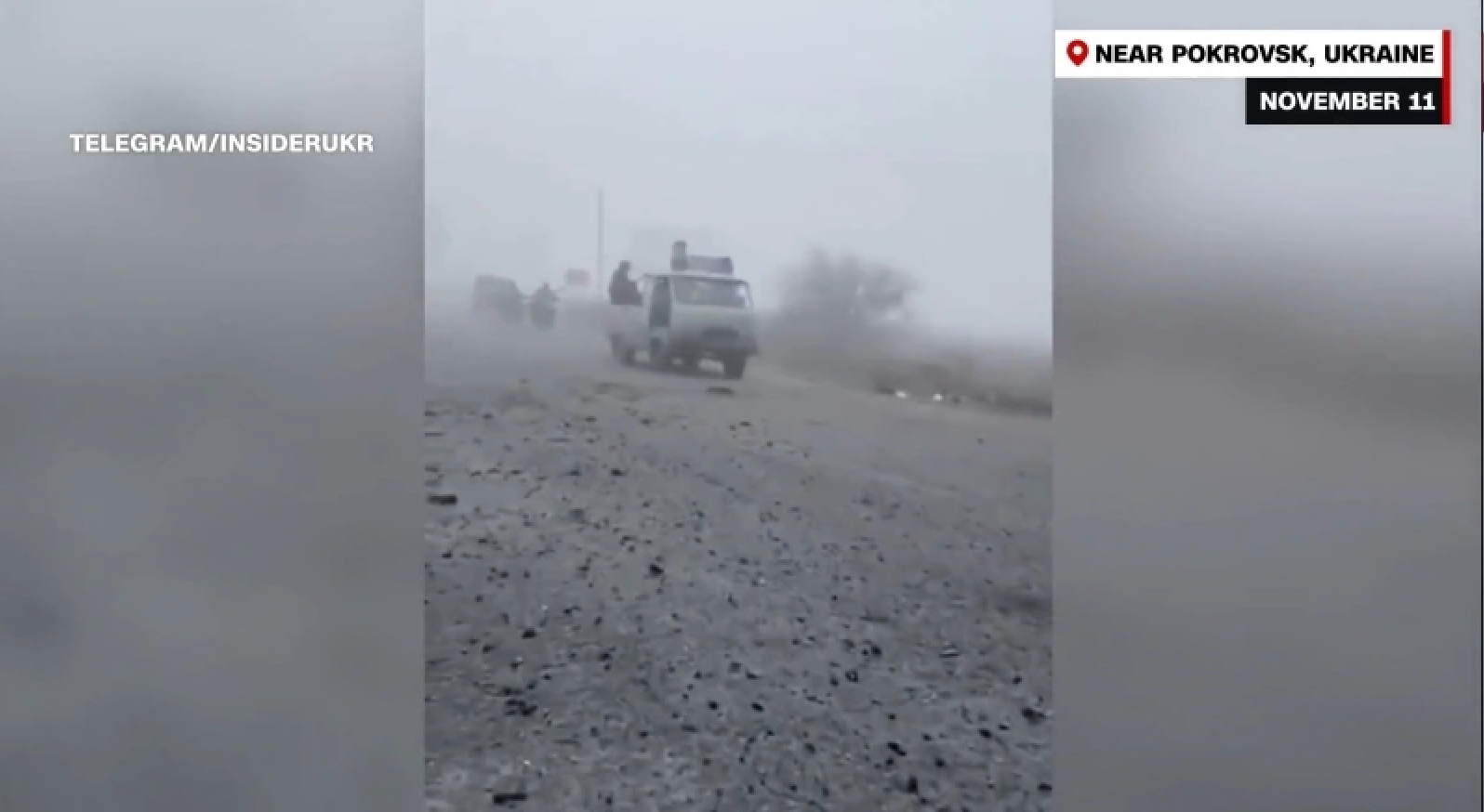 Quân đội Nga được nhìn thấy đang tiến đến Pokrovsk. (Video: Telegram/insiderUKR)