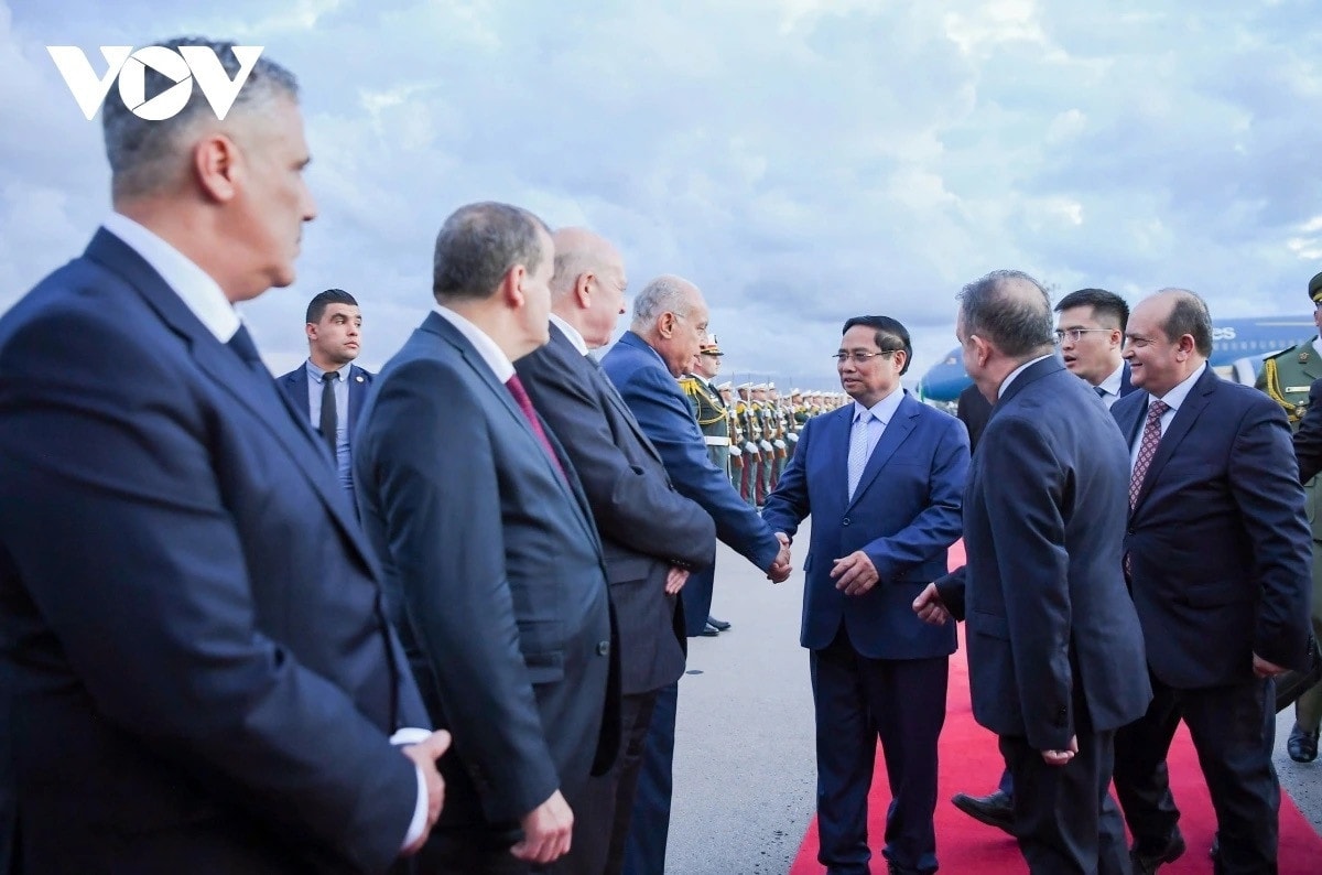 Thủ tướng Phạm Minh Chính bắt đầu chuyến thăm chính thức Algeria - 3