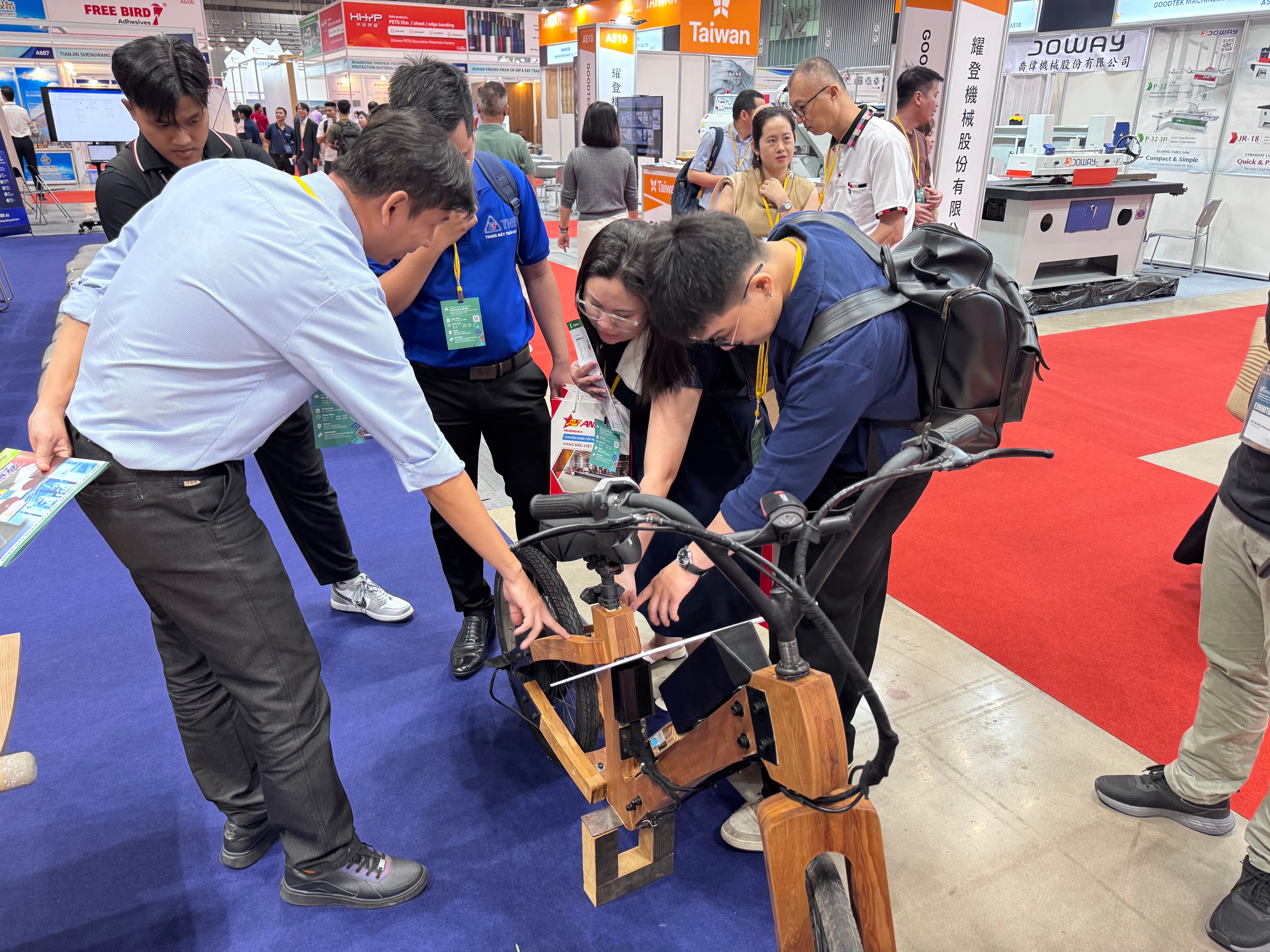 - Ảnh 2. - Ảnh 2.