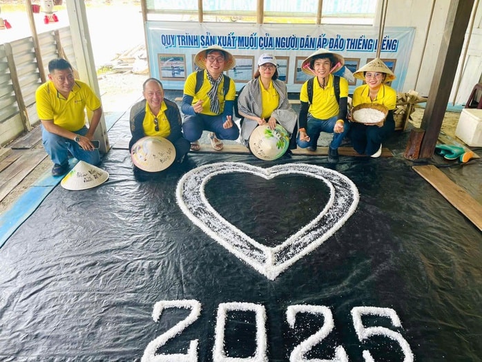 - Ảnh 4. - Ảnh 4.