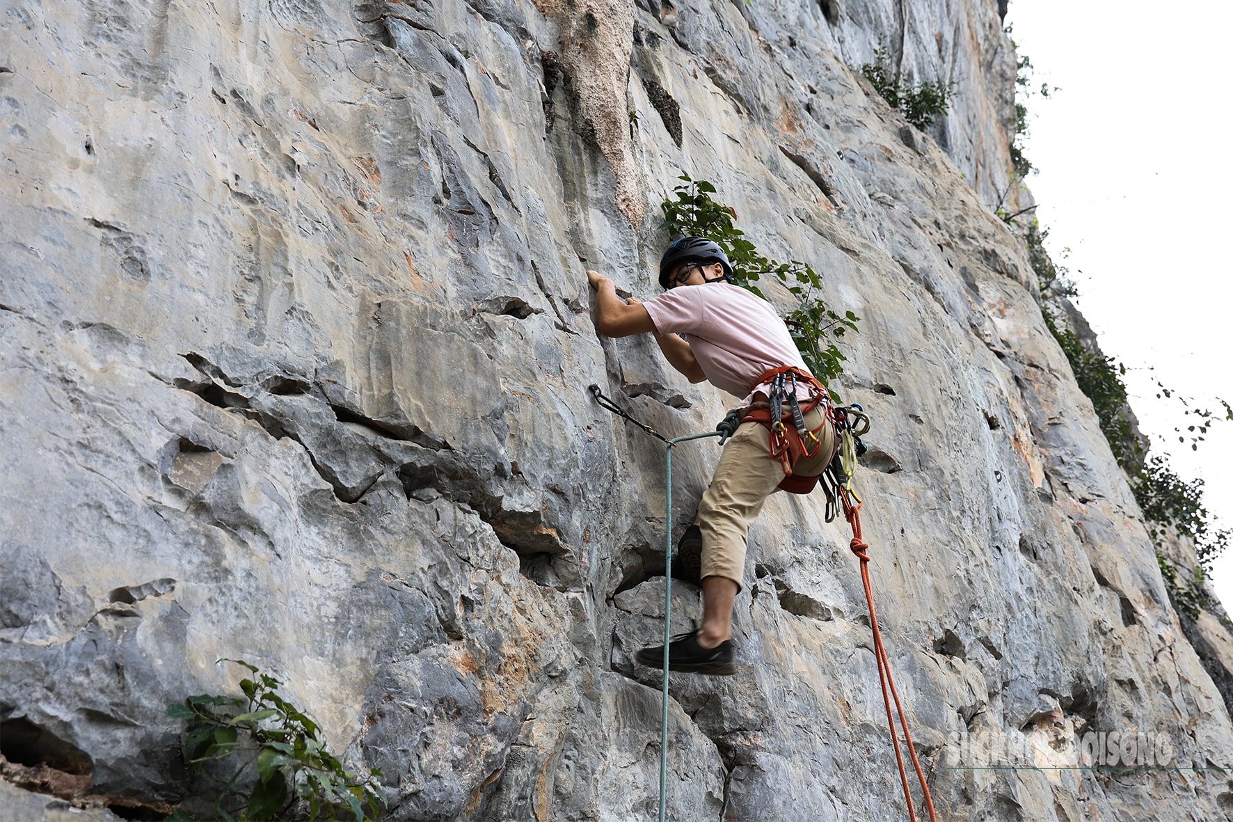 Đến Lạng Sơn trải nghiệm leo núi mạo hiểm- Ảnh 8.