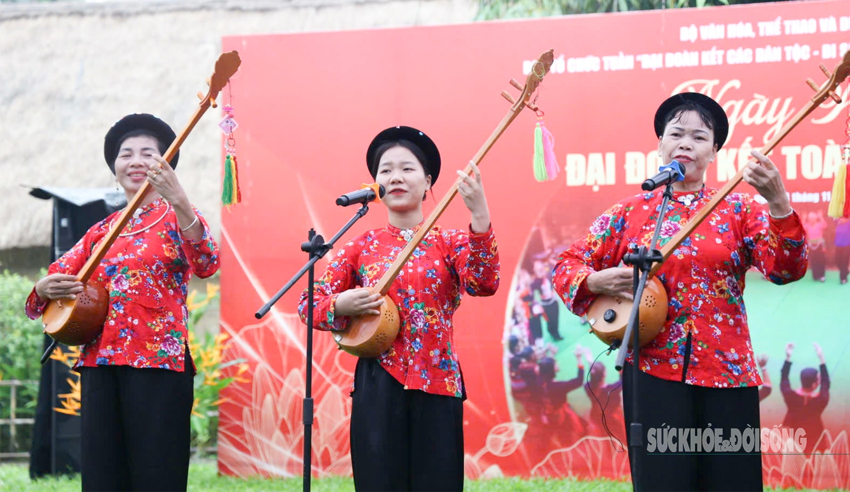 Sắc màu đoàn kết rực sáng tại Làng Văn hóa - Du lịch các dân tộc Việt Nam- Ảnh 11.