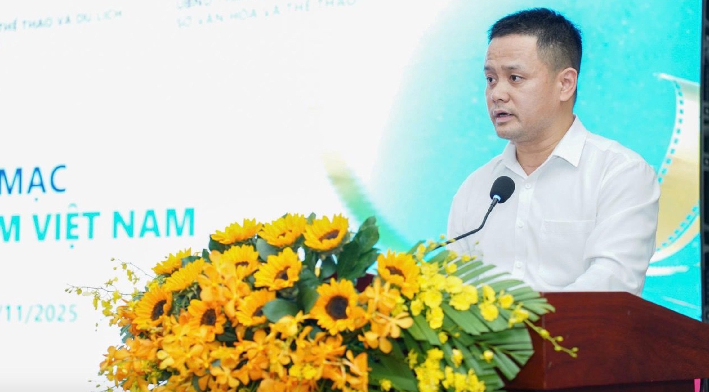 Ông Đặng Trần Cường - Cục trưởng Cục Điện ảnh, Trưởng Ban Tổ chức Liên hoan phim phát biểu.