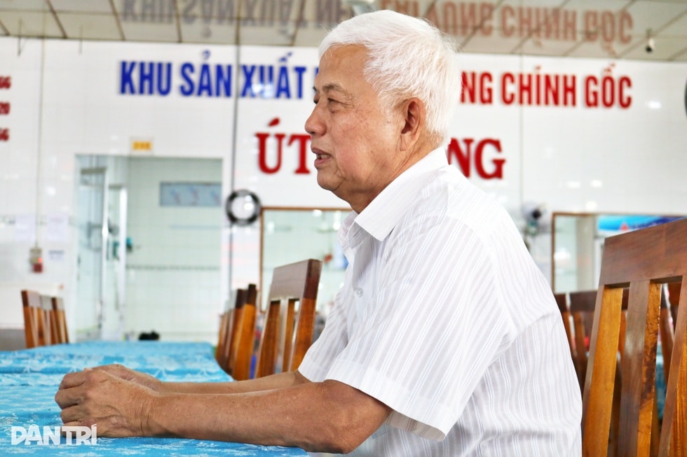 Bí quyết thành tỷ phú của cậu bé bán nem dạo ở bến phà  - 3