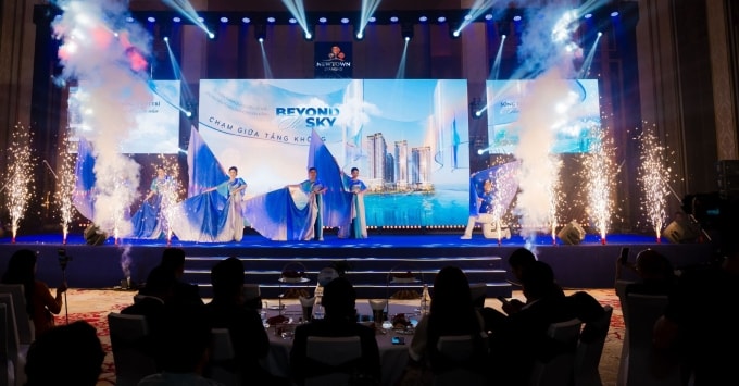 Màn trình diễn LED Dinh thự tầng không tại sự kiện. Ảnh: CĐT