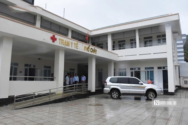 Thiếu nước sạch, trạm y tế ở Quảng Ngãi phải mua nước đóng chai về rửa dụng cụ- Ảnh 1. Thiếu nước sạch, trạm y tế ở Quảng Ngãi phải mua nước đóng chai về rửa dụng cụ- Ảnh 1.