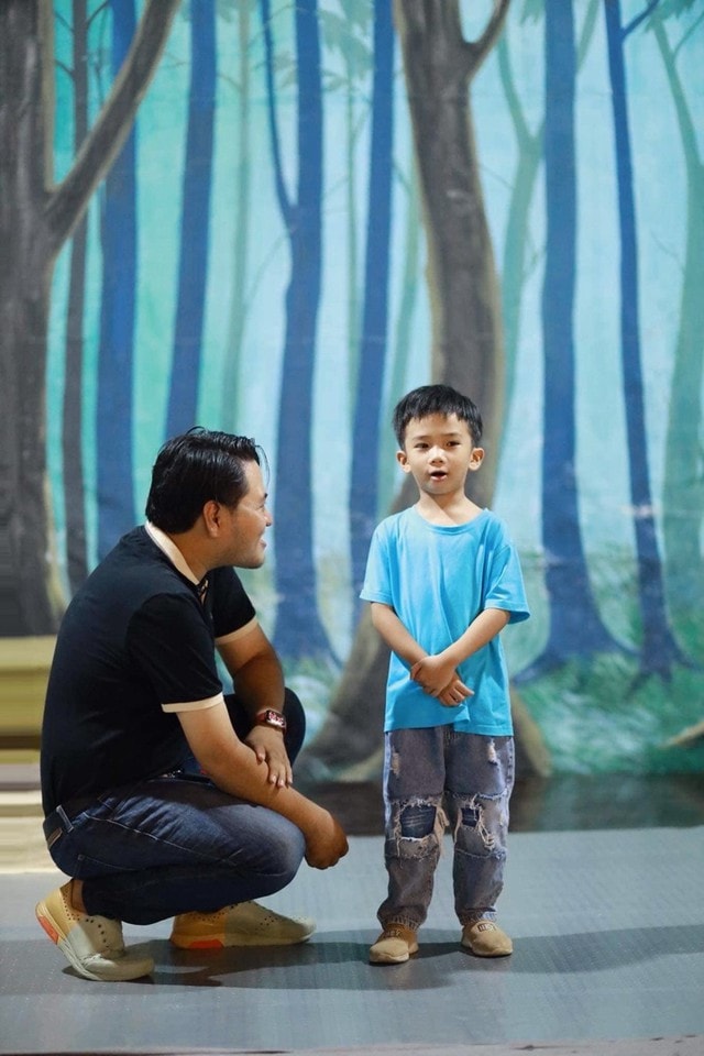 Thạc sĩ - Nhà báo – Đạo diễn Lê Mẫn: Ngọn lửa tri thức và trái tim người thầy - Ảnh 6.