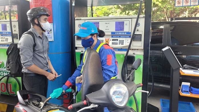 Giá xăng dầu tăng lần thứ 2 liên tiếp - Ảnh 1.