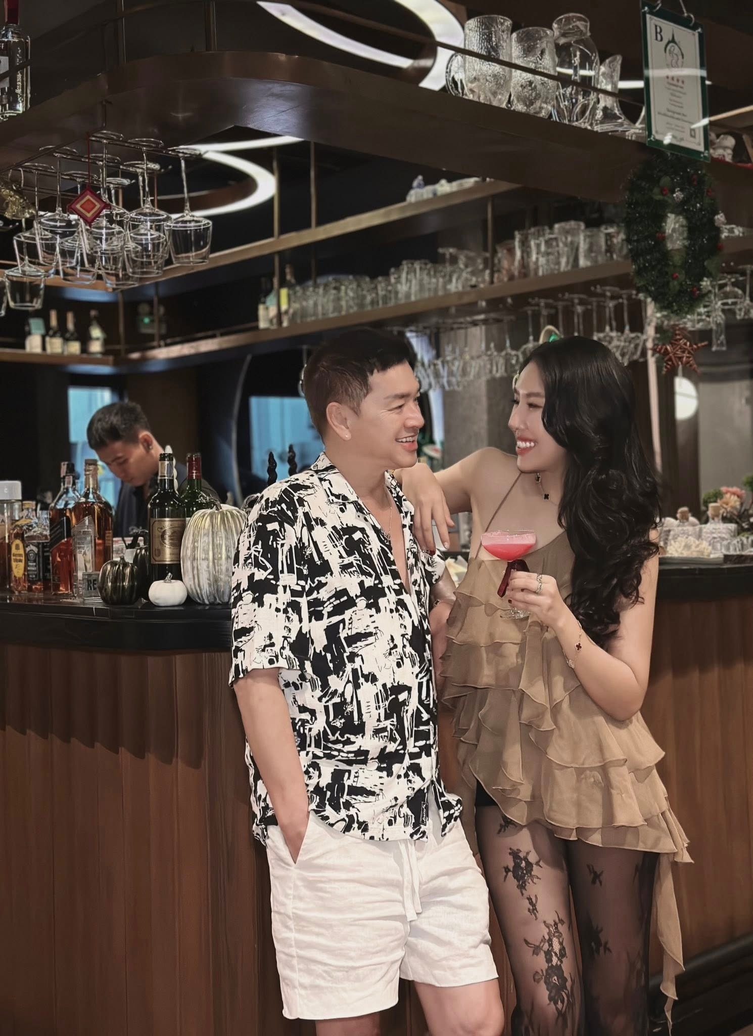 bạn gái quang minh ảnh 2 ban gai quang minh anh 2