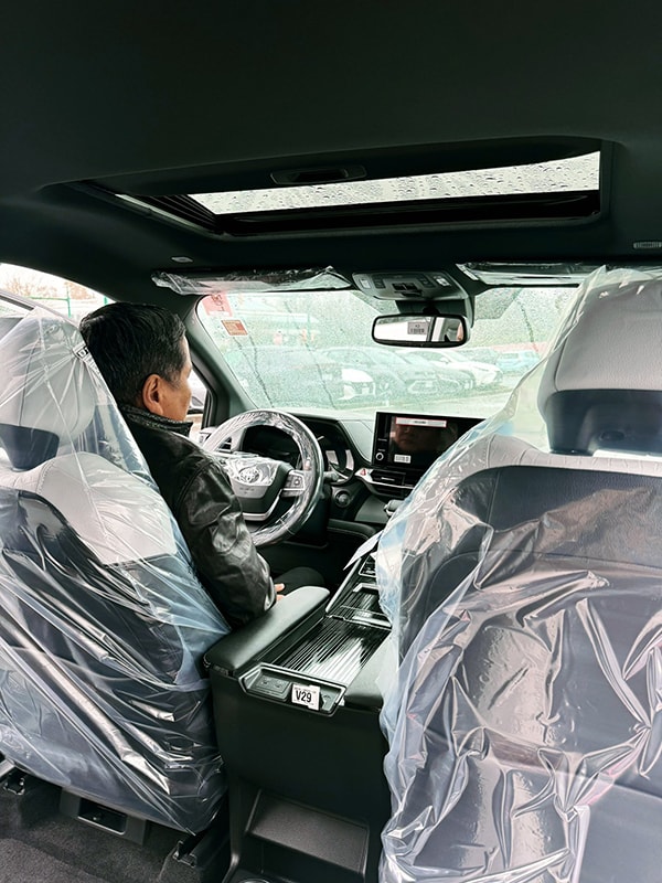 Cháu ngoại chưa chào đời, bố mẹ Hoa hậu Diễm Hương đã mua xế hộp tặng- Ảnh 3. Cháu ngoại chưa chào đời, bố mẹ Hoa hậu Diễm Hương đã mua xế hộp tặng- Ảnh 3.