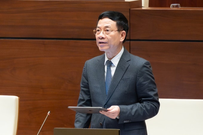 Bộ trưởng Bộ Khoa học và Công nghệ Nguyễn Mạnh Hùng phát biểu tại Quốc hội. Ảnh: Hoàng Phong