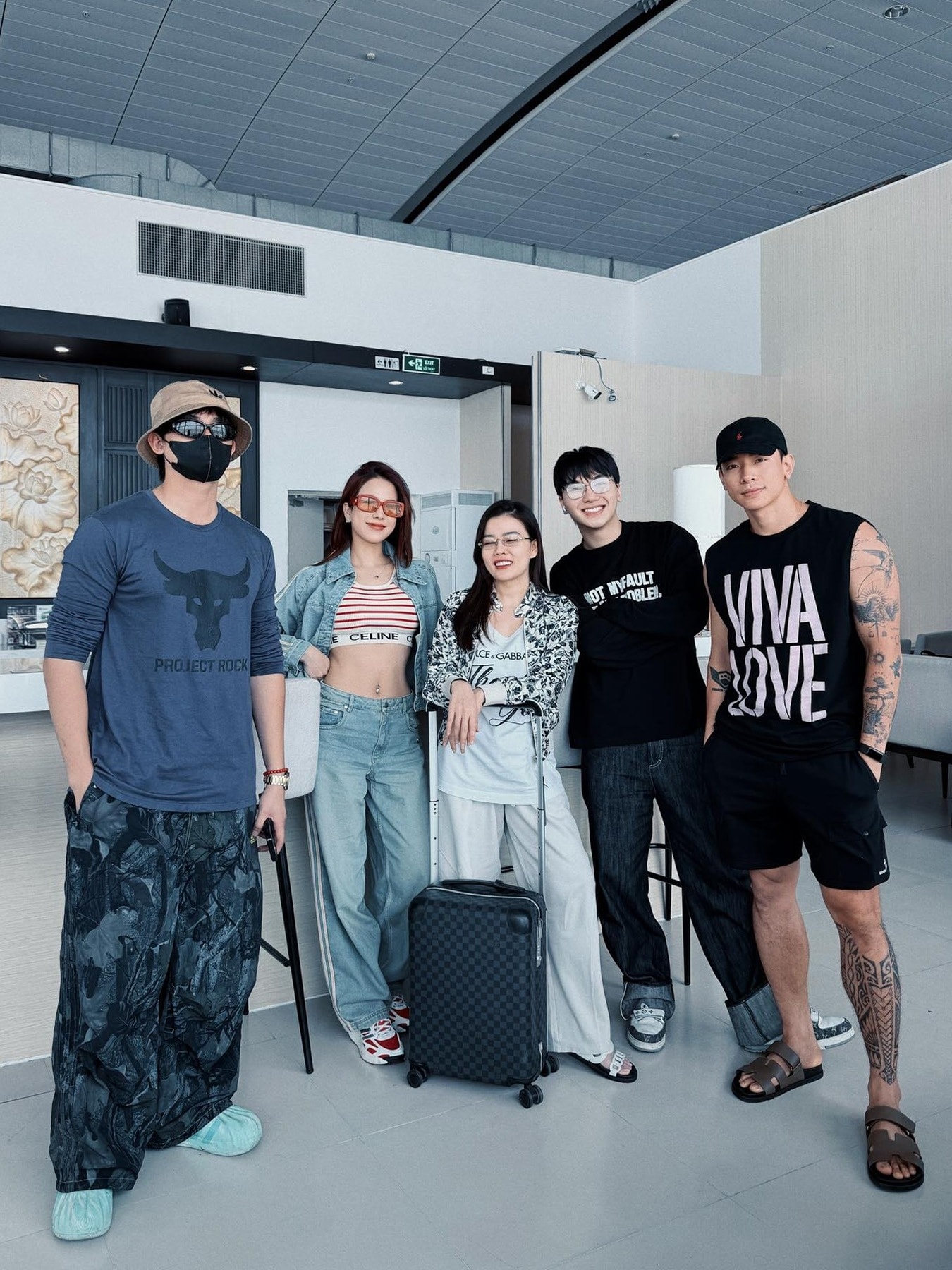 Ban trai Huong Giang anh 1