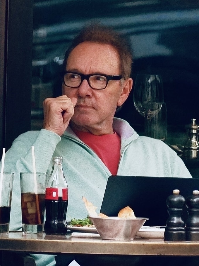 Vào thời đỉnh cao, Kevin Spacey có khối tài sản 70 triệu USD, theo Celebrity Net Worth. Ảnh: Backgrid