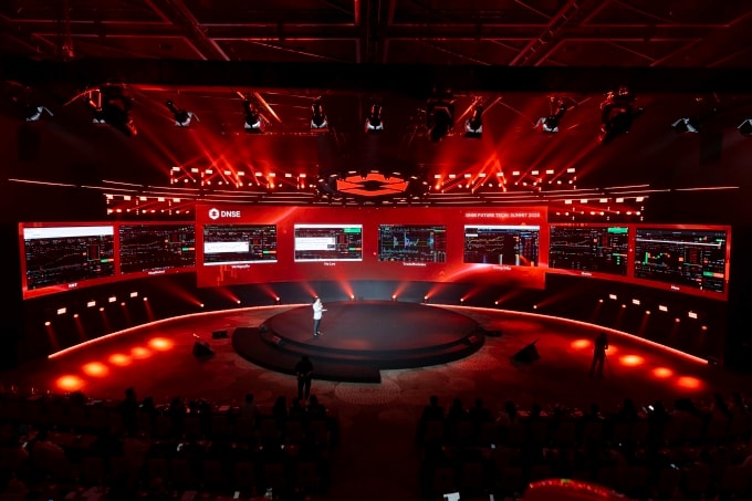 Giải Esport phái sinh diễn ra trực tiếp tại sự kiện. Ảnh: DNSE