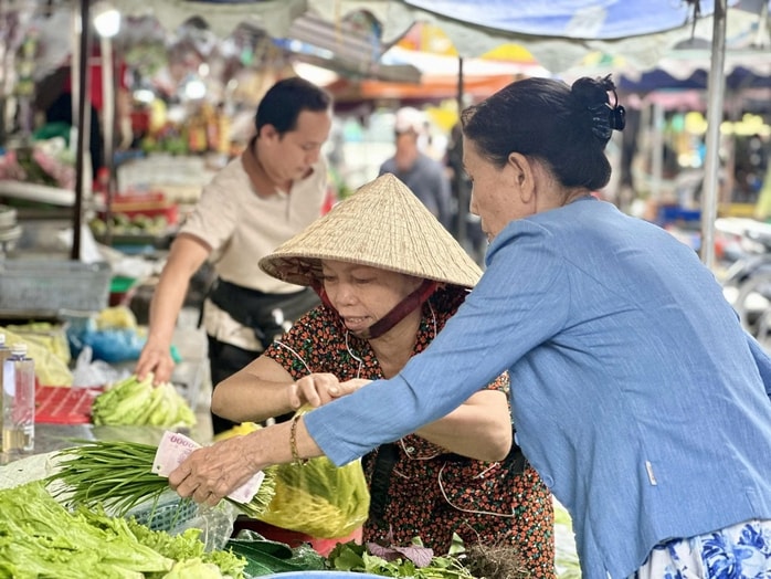 Kiểm soát lạm phát cuối năm - Ảnh 1.