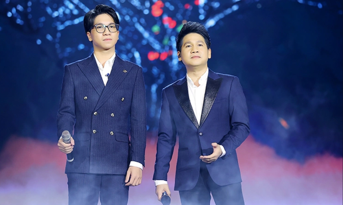 Con trai Trọng Tấn sở hữu vẻ ngoài điển trai, giọng hát nội lực.