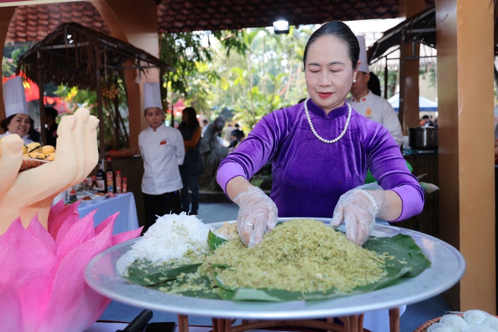Phở, xôi cốm Hà Nội lan tỏa văn hóa tại Liên hoan Ẩm thực quốc tế 2025 - 2