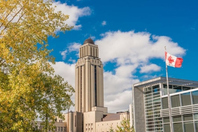 Khuôn viên Đại học Montréal, Canada. Ảnh: Universite de Montréal Fanpage