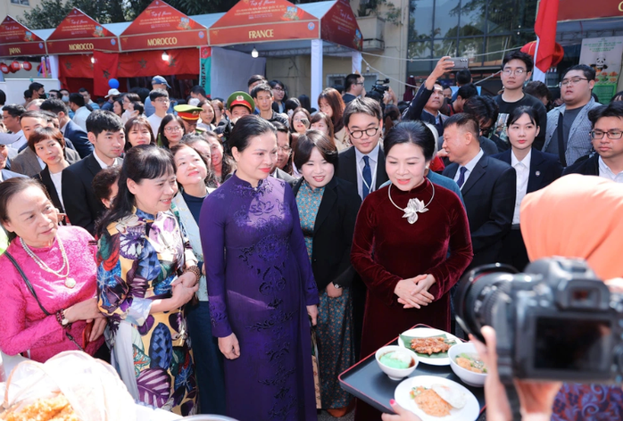 Liên hoan Văn hóa Ẩm thực Quốc tế 2025 lan tỏa tinh thần sẻ chia, nhân ái - Ảnh 3.