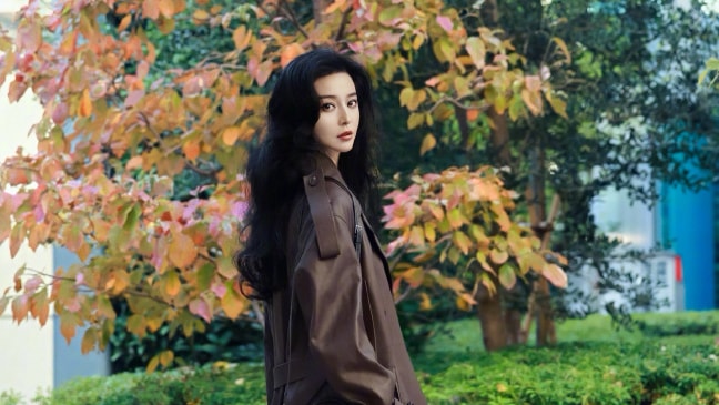 Phạm Băng Băng dạo phố Nhật Bản tháng 11/2025