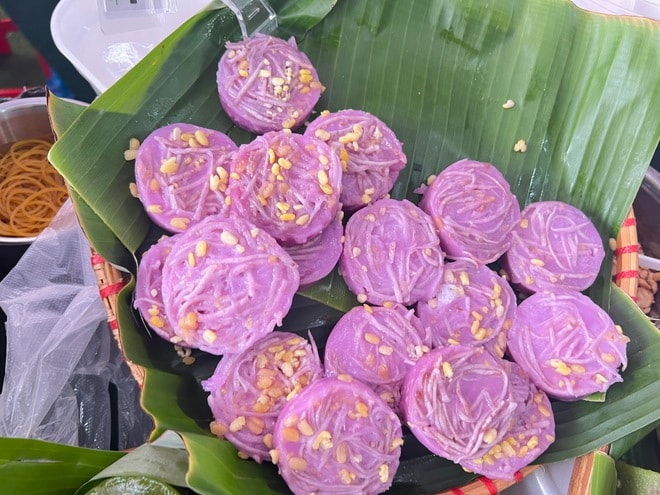 CLIP: Lễ hội Bánh dân gian Nam Bộ đông nghẹt thực khách- Ảnh 17. CLIP: Lễ hội Bánh dân gian Nam Bộ đông nghẹt thực khách- Ảnh 17.